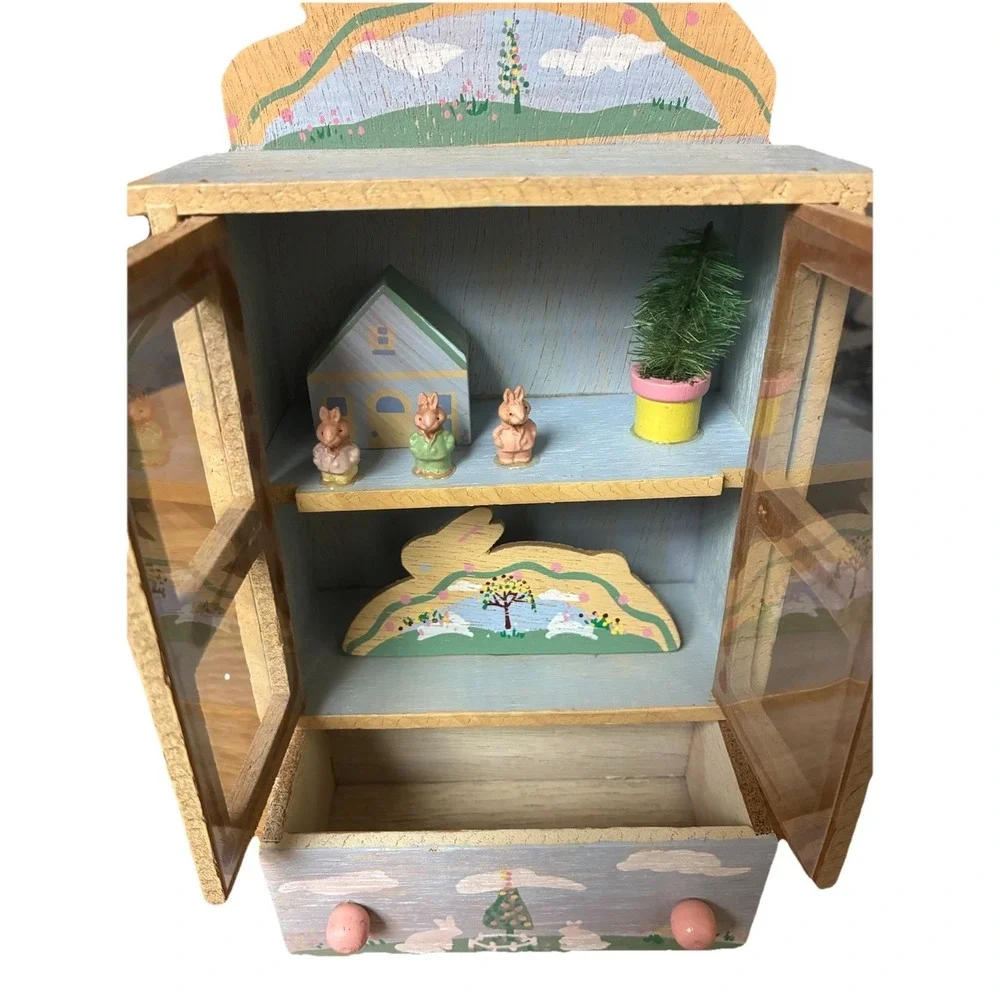 Russ Berrie Dollhouse‎ Hutch Easter Display Cabinet 9x5x2